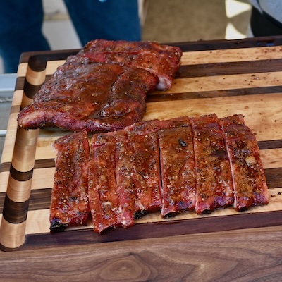 picture of sliced bbq pork spare ribs
